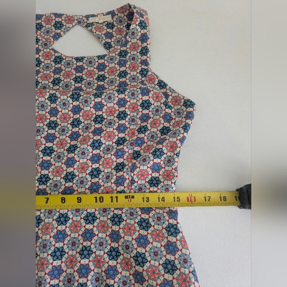 Anthropologie Tulle Red White Blue Stain Glass Fit and Flare Midi Dress Size M - Picture 10 of 11